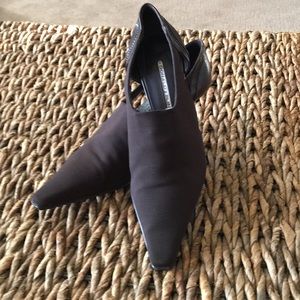 Donald J. Pliner heels. Dark brown. Size 7 1/2.